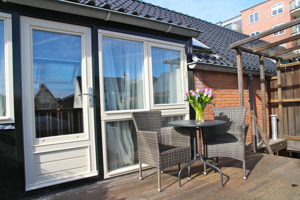 Hofje Van Maas Zandvoort Bilik gambar
