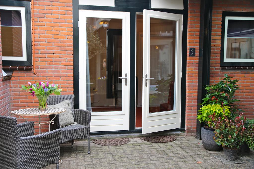Hofje Van Maas Zandvoort Bilik gambar